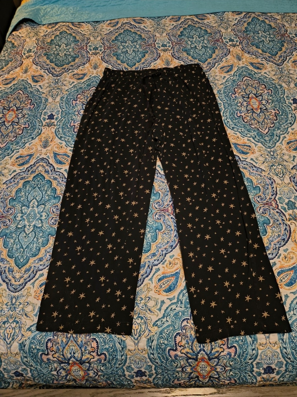 torrid Black Star Print Cropped Sleep Pants